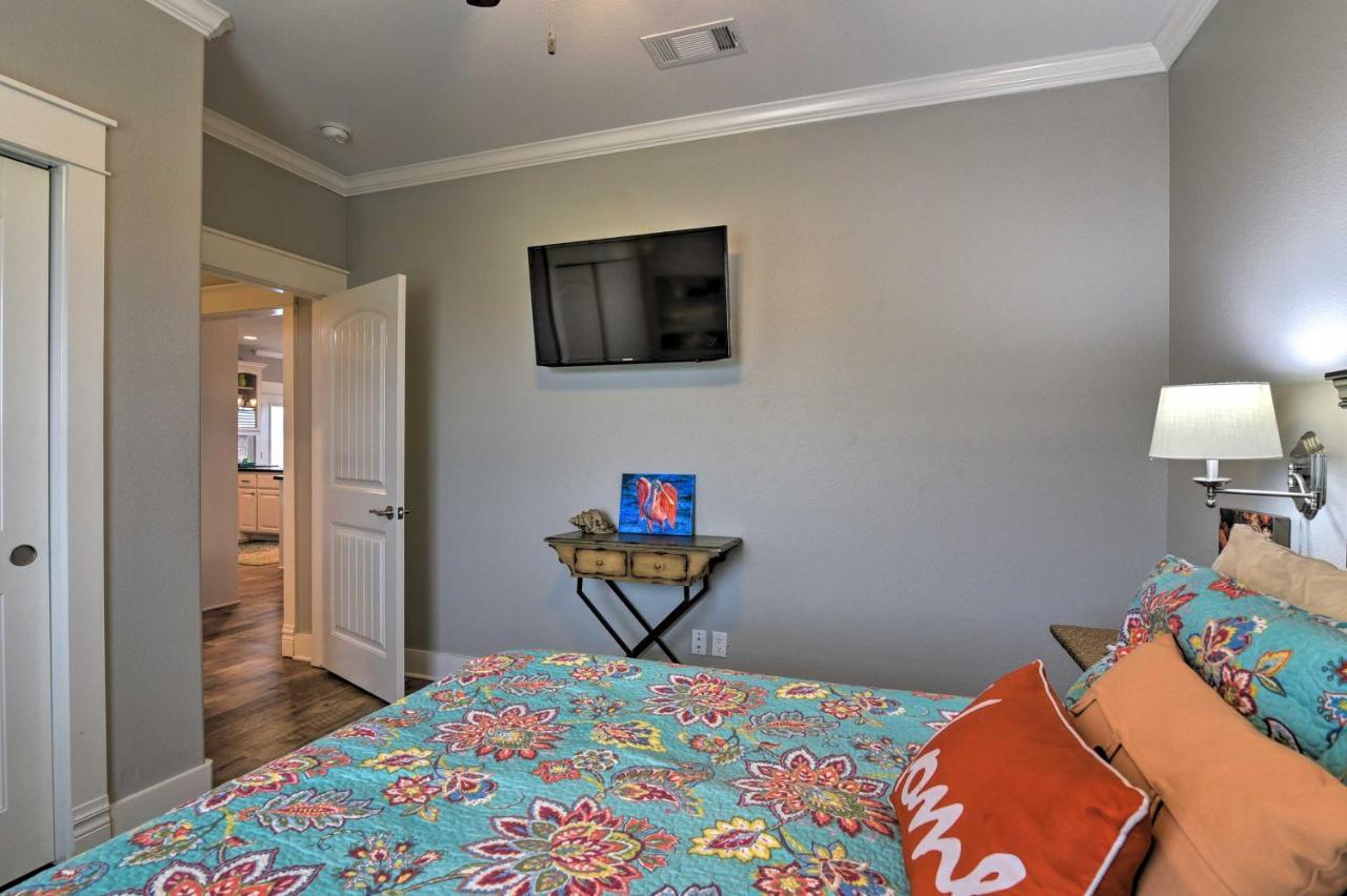 Coastal Port Bolivar Home - Walk To Beach! Luaran gambar