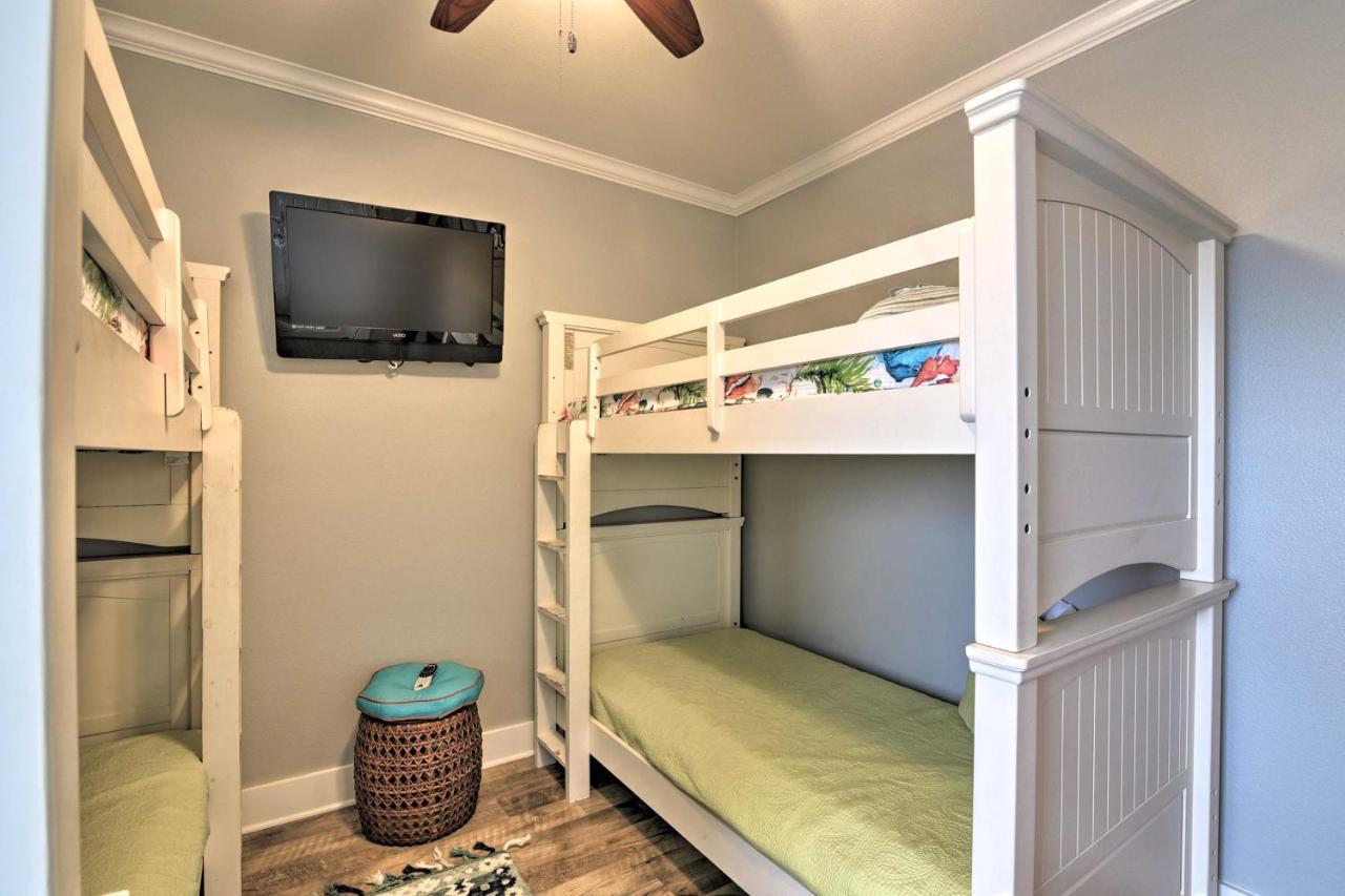 Coastal Port Bolivar Home - Walk To Beach! Luaran gambar